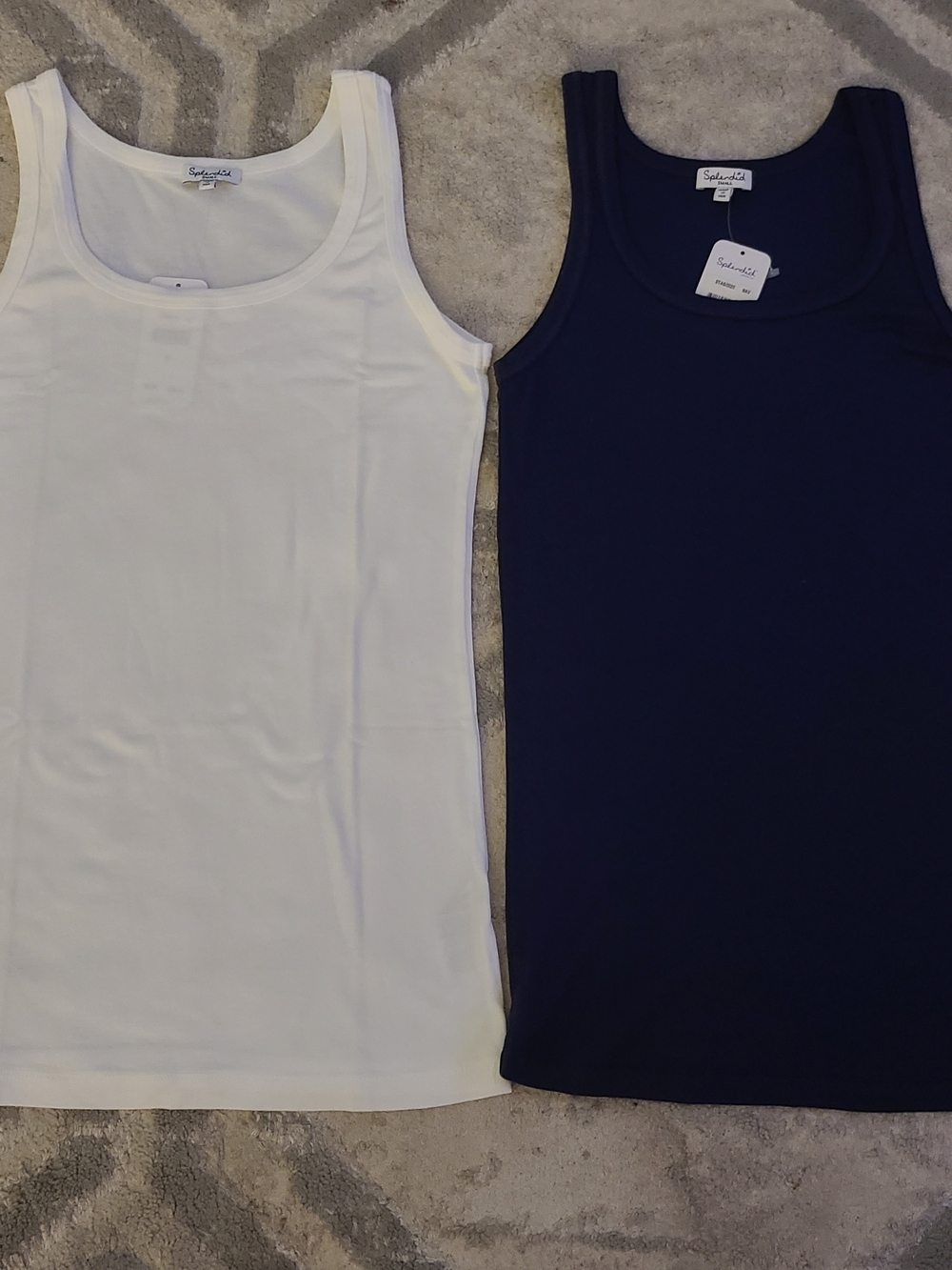 Splendid NWT White And Navy Tank Tops Set Of Two  Size Small